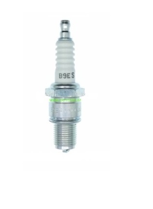 Svjećica-NGK-B9ES-za-skutere-2t-Piaggio-NRG-Zip-Aprilia-Gilera-karburator